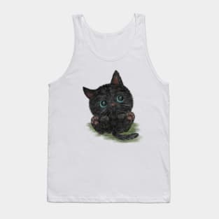 Black cat with blue eyes is lying down Tank Top